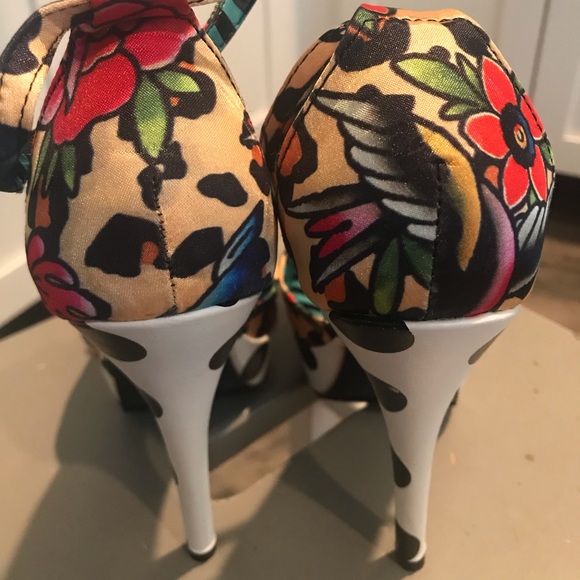 Iron Fist Lounge Days Platform - Picture 5 of 8